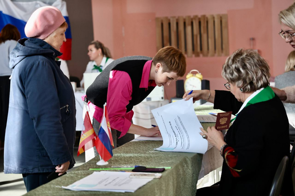 В Челябинской области завершился первый день выборов*1