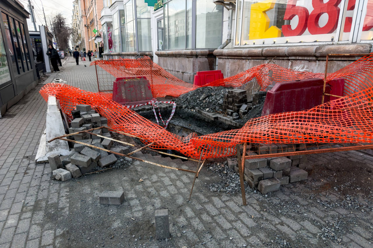 «Ростелеком» продолжает игнорировать собственный провал в центре Челябинска*1