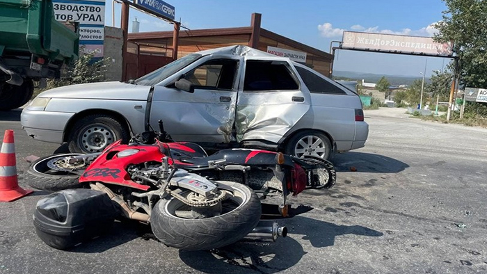 В Миассе 22-летнего водителя будут судить за смерть мотоциклиста