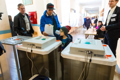 В Челябинской области приняли закон о трехдневных выборах