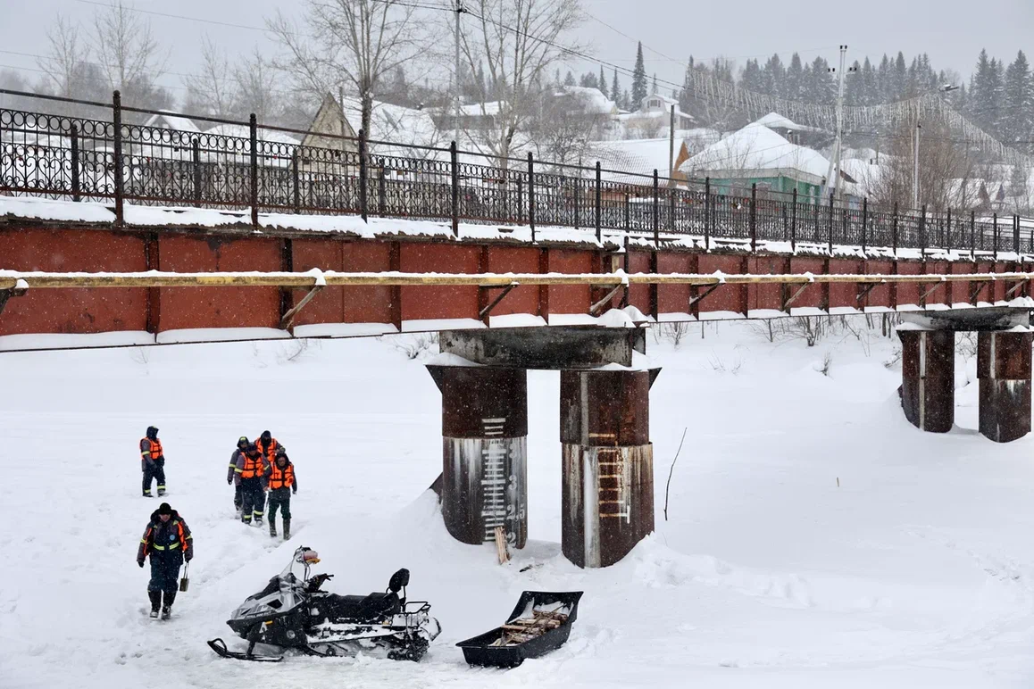 Большой бадабум: зачем в Челябинской области взрывают реки