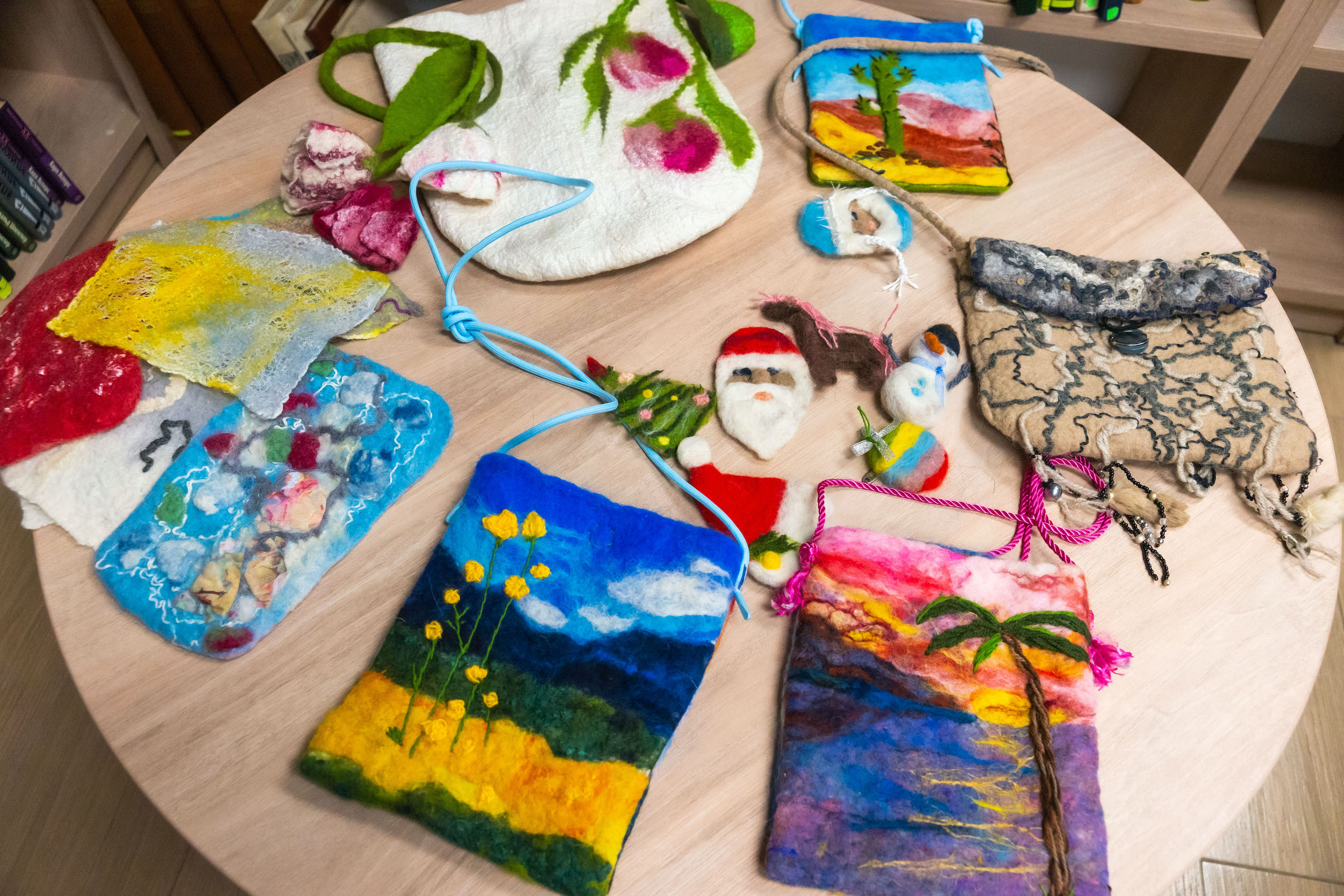 В челябинской библиотеке провели предновогоднюю творческую вечеринку