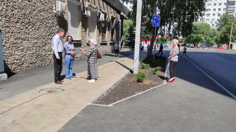 На Комсомольском проспекте возвели тротуар по поручению главы города