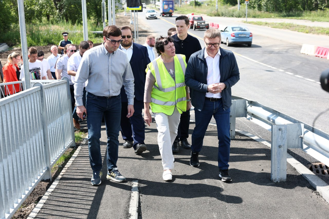 В Челябинске открыли движение по путепроводу в поселке Новосинеглазово