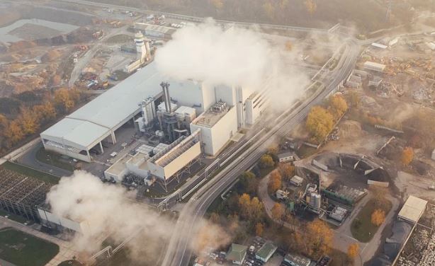 Челябинский завод получил штраф за выбросы в период НМУ
