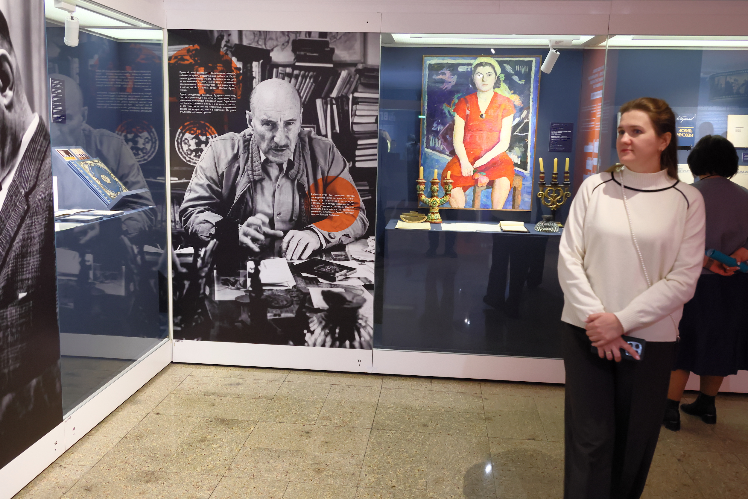 Выставка «Мастерская Герасимова» в Челябинске стала разговором с режиссёром