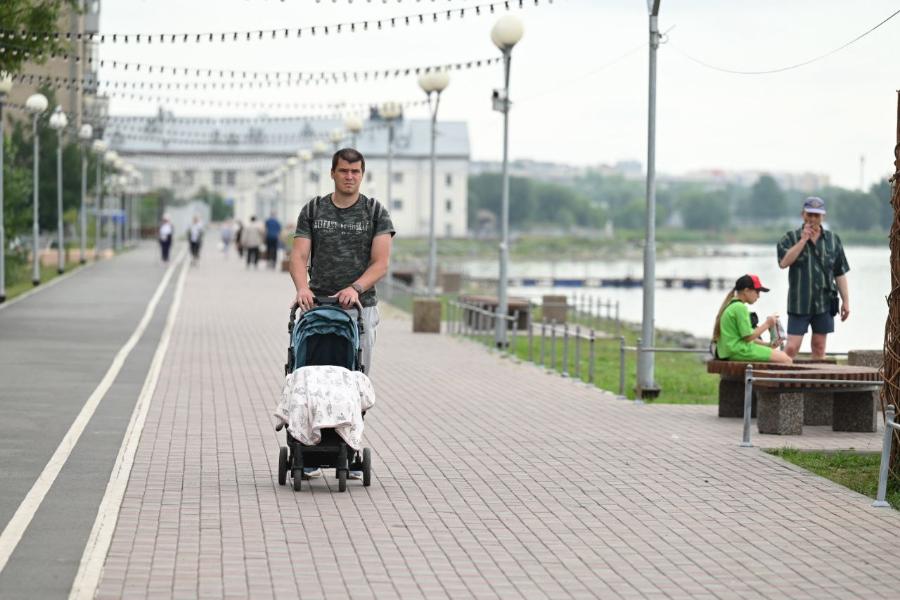 445 отцов в Челябинской области оформили декретный отпуск на себя*1