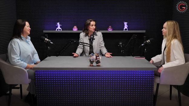 Психолог и её дочь запустили подкаст о выборе профессии в Челябинске*