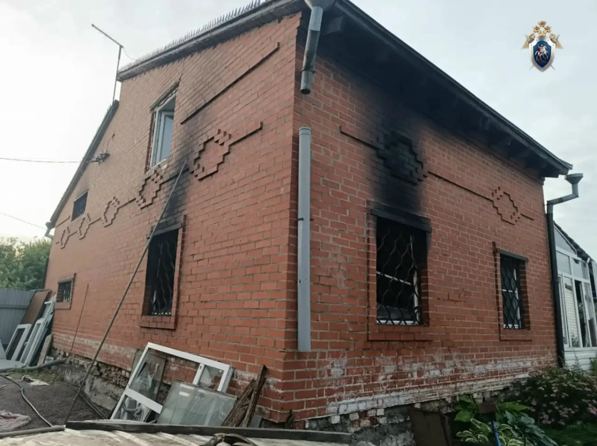 СК возбудил дело после пожара с тремя погибшими в СНТ под Челябинском*