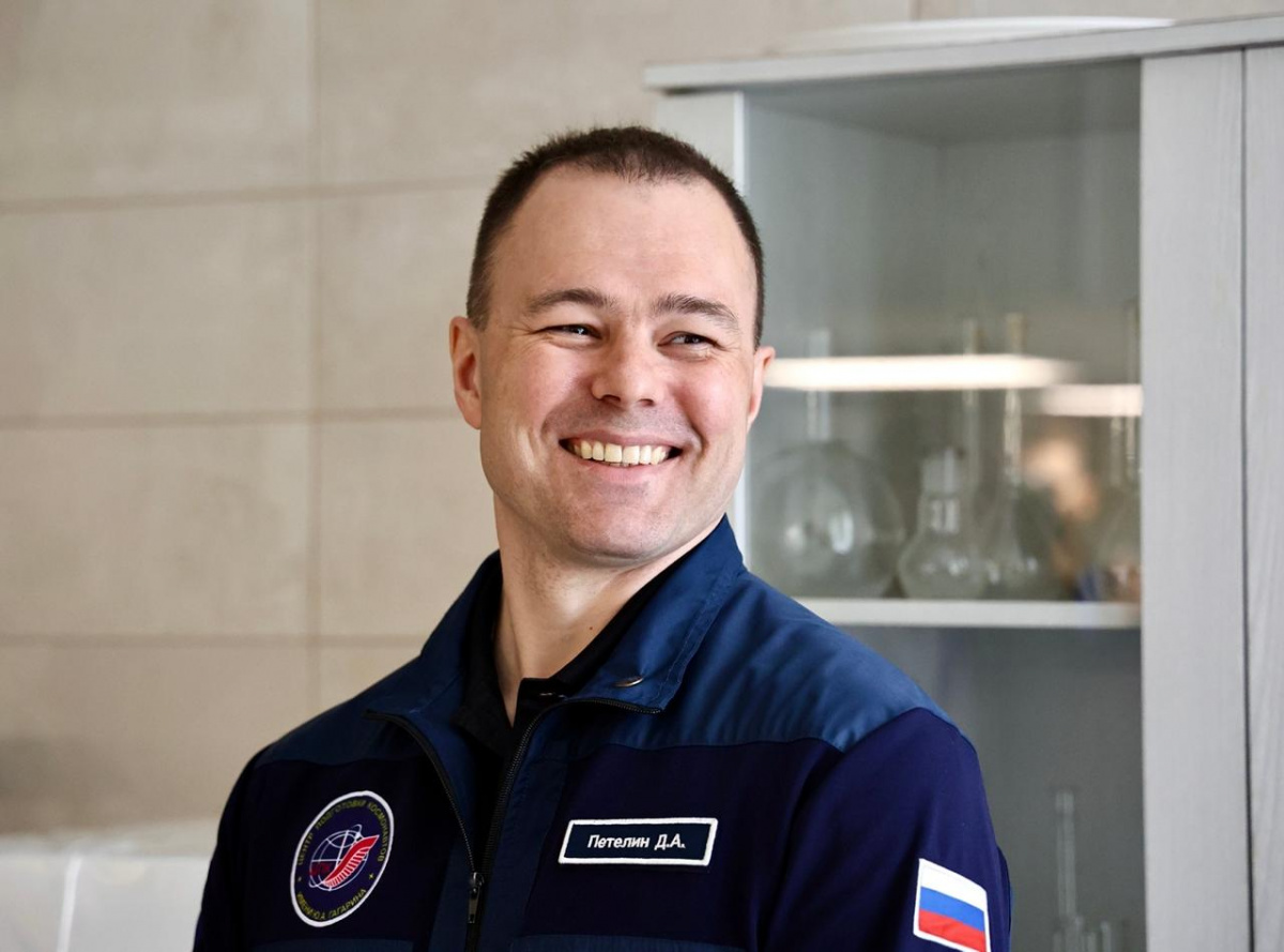 Космонавт Дмитрий Петелин приехал на крещение дочери в храм Аргаяша*1