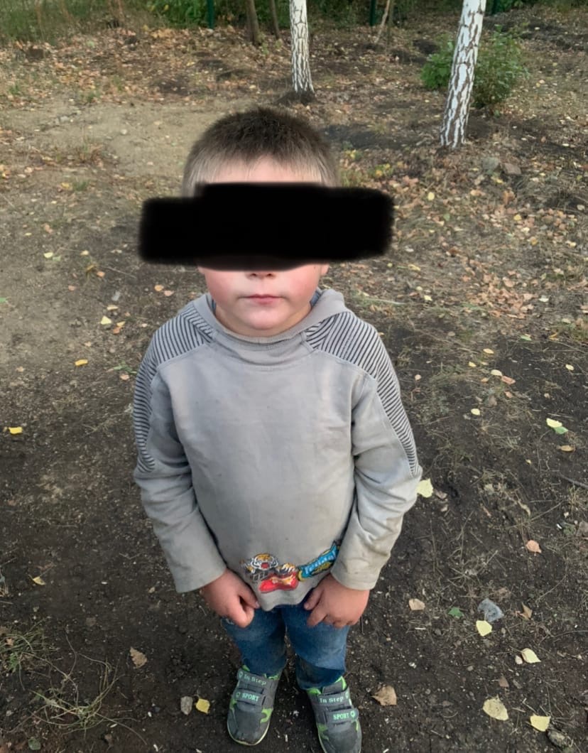 Челябинцы нашли на улице полураздетого и голодного пятилетнего мальчика