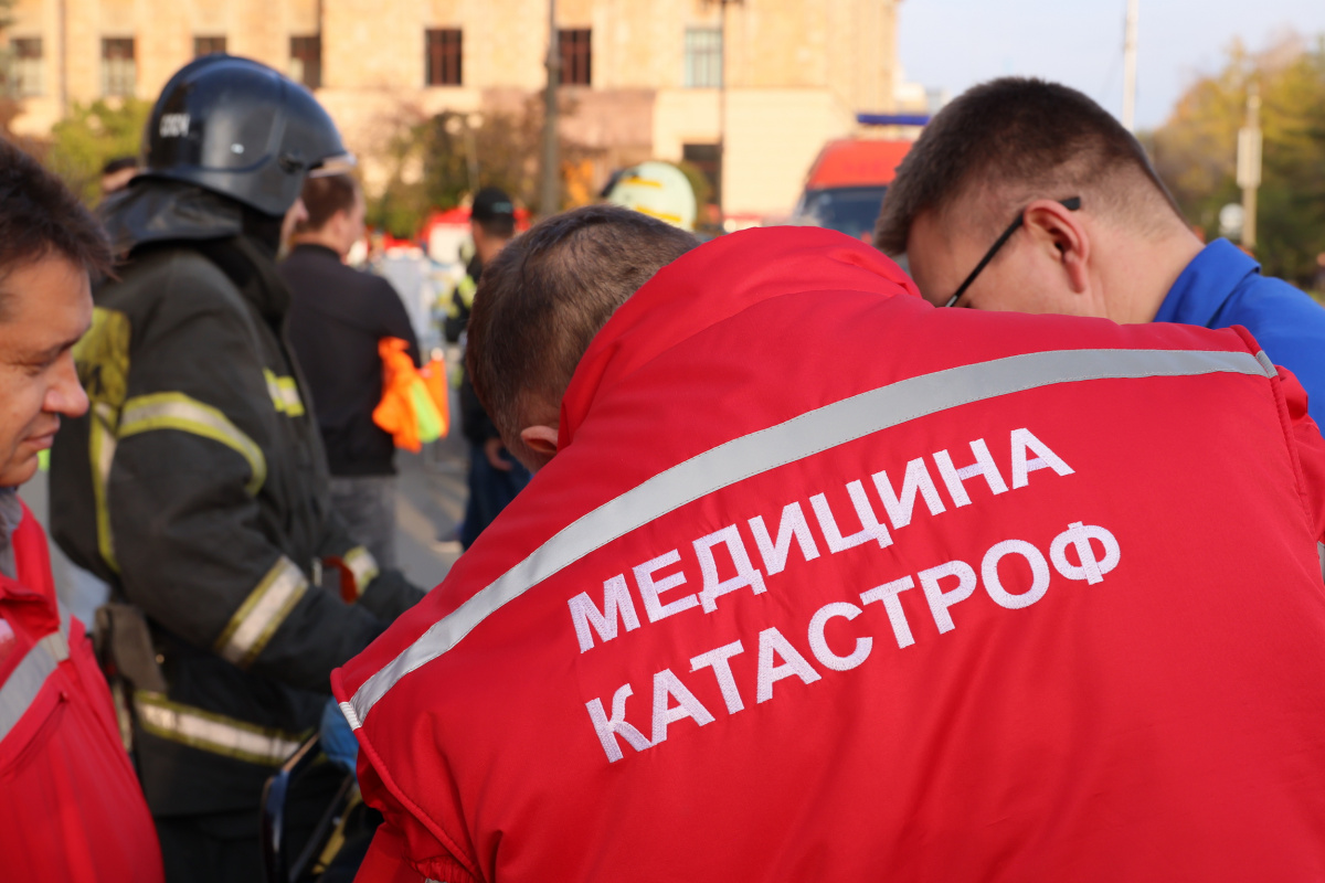 В Челябинске стартовали антитеррористические учения в школах*
