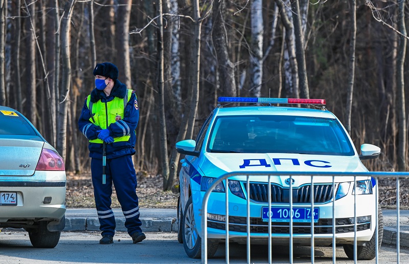 Горожане заметили большое скопление силовиков в центре Челябинска*1