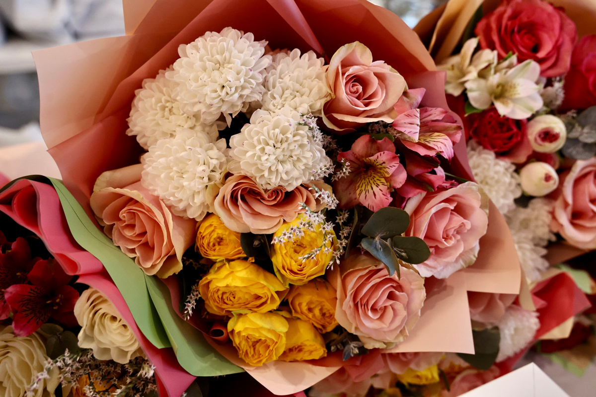 Принявшую роды среди сугробов челябинку наградил губернатор Алексей Текслер*1