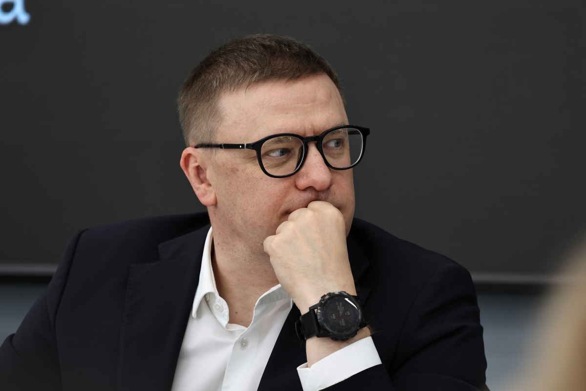 Алексей Текслер работает в пострадавших от урагана городах*