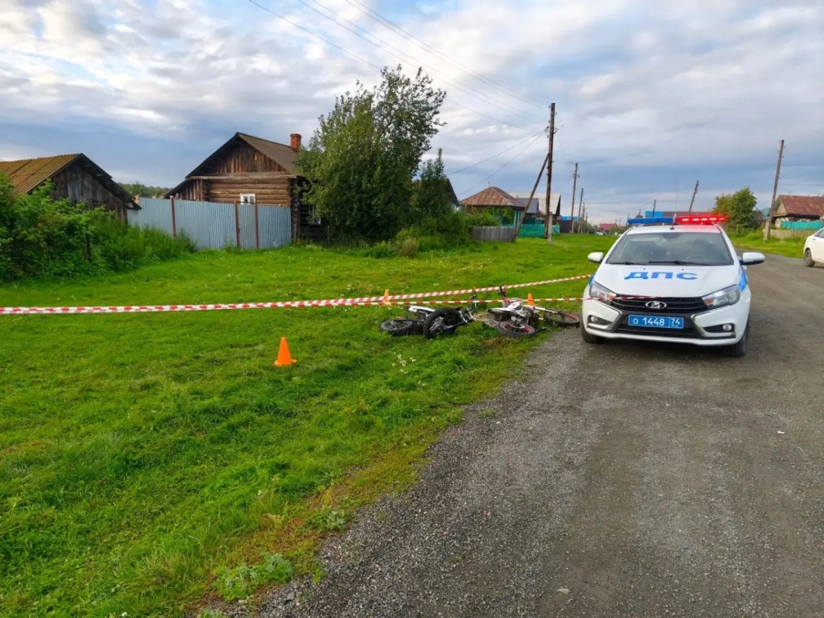 Подростки пострадали при столкновении питбайков в Челябинской области*