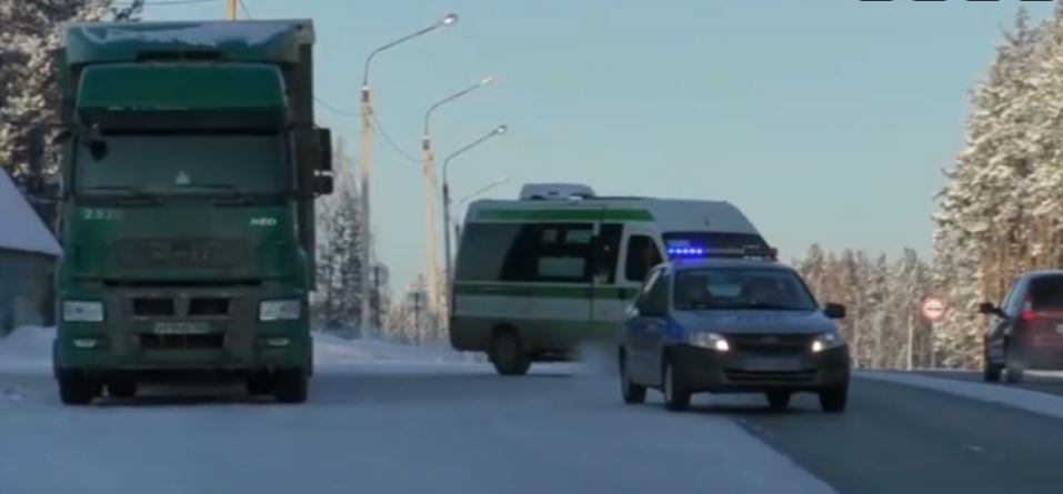На трассе в Челябинской области от холода сломался рейсовый автобус