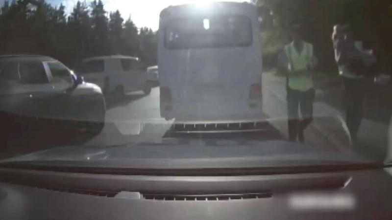 В Челябинске полицейские доставили беременную женщину в больницу