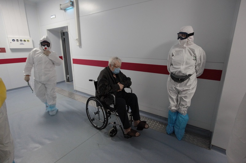 Более 4,7 тысячи пациентов с ковидом получают лечение в Челябинской области*1