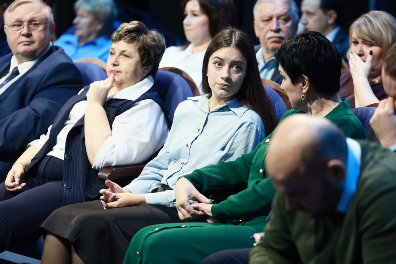 Кого пригласили на прямую линию с губернатором Алексеем Текслером