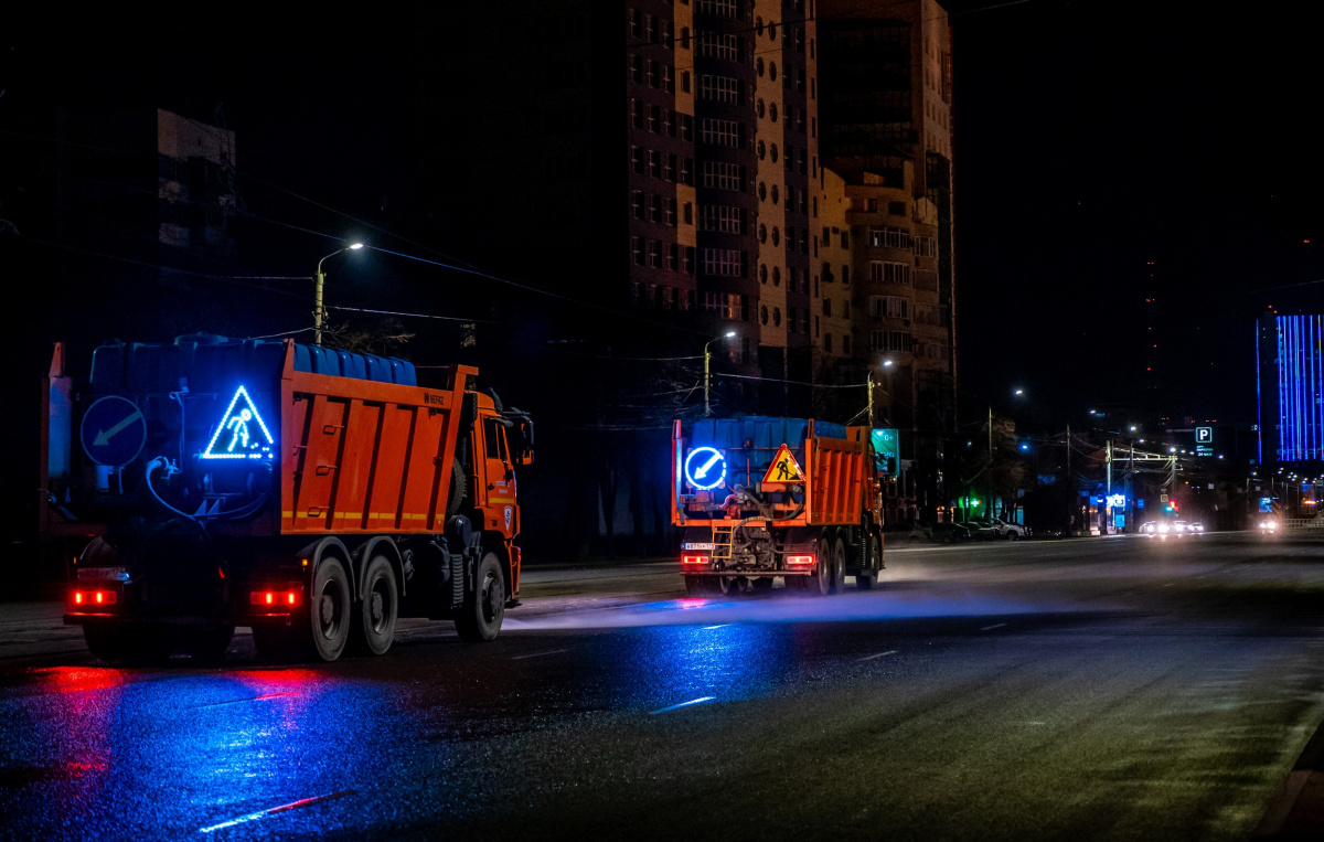 Челябинск к выходным начищают до блеска*