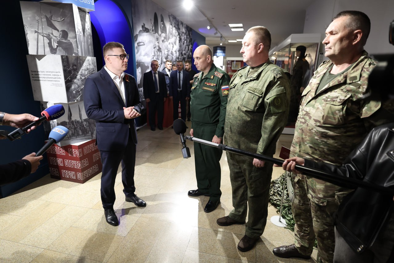 Алексей Текслер передал спецтехнику и дроны российским бойцам на СВО