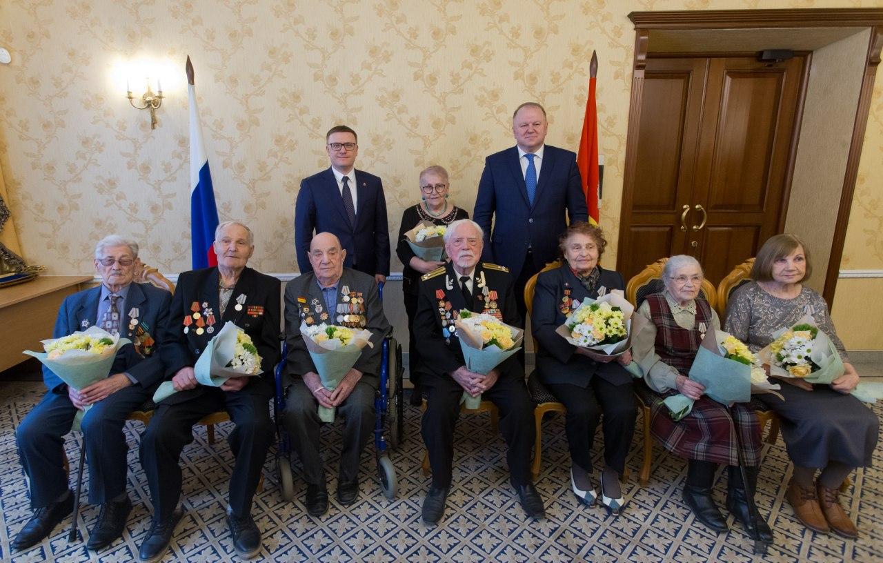 Челябинские ветераны ВОВ получили памятные медали