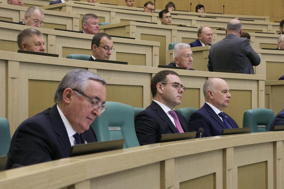 Спикер парламента Челябинской области принял участие в заседании Совета законодателей РФ