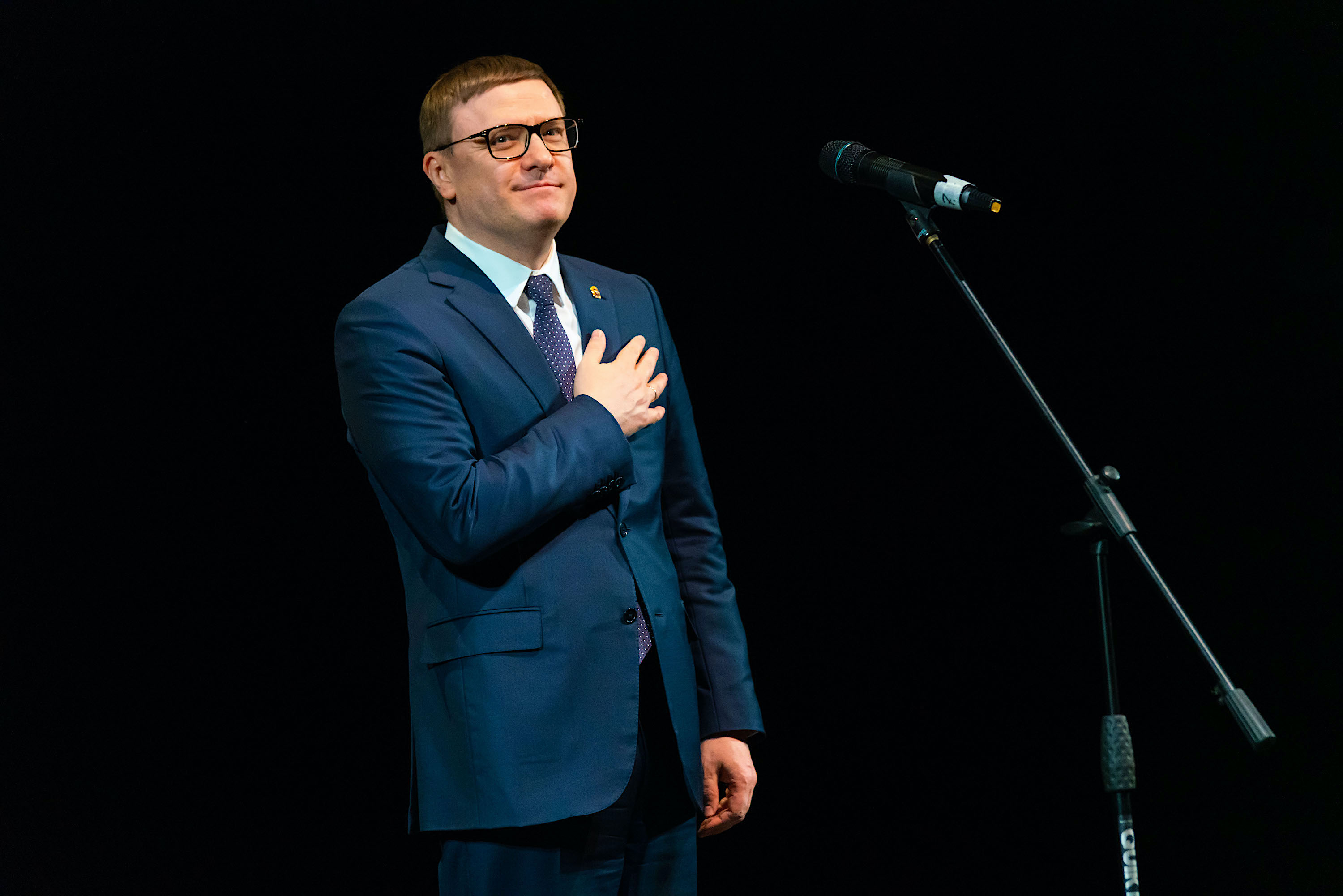 Алексей Текслер поздравил работников СМИ с Днем печати