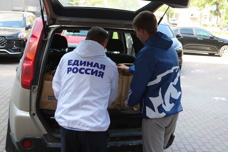 Единороссы намерены ввести для волонтеров компенсацию за вред