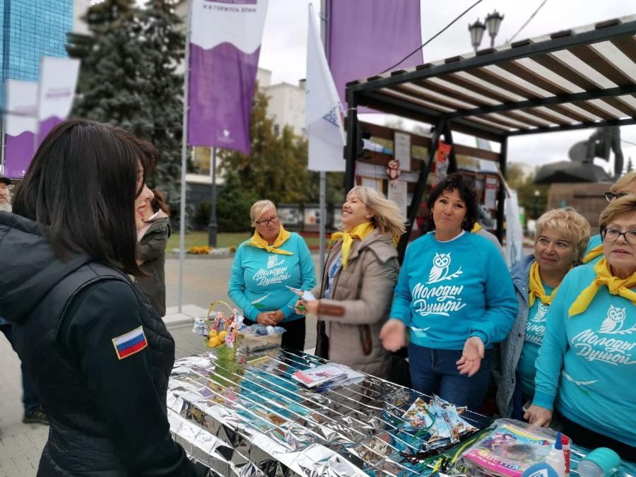 На челябинской Кировке прошел большой фестиваль волонтеров
