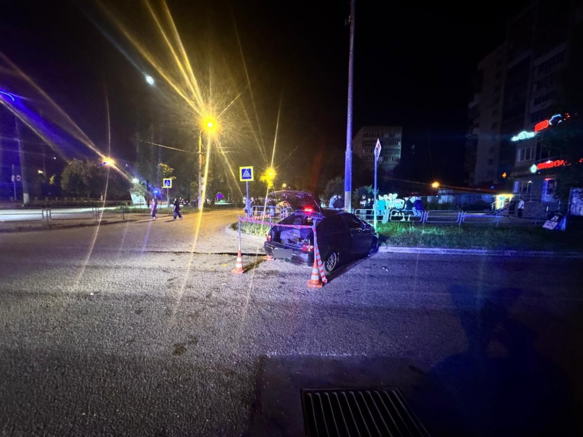 В Магнитогорске водитель ВАЗа бросил пострадавшего пассажира на месте ДТП*