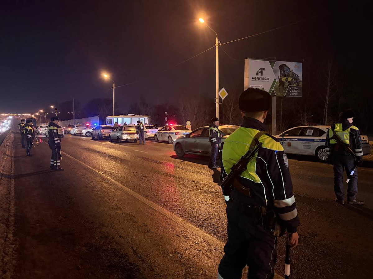 На челябинских дорогах устроили массовую «охоту» на нарушителей*1