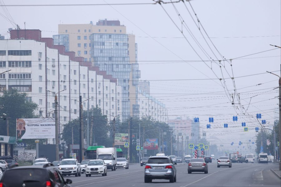 Челябинск накрыла гарь от лесных пожаров в Свердловской области*1