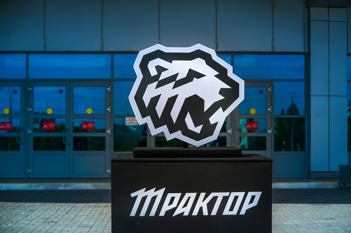 Алексей Текслер раскрыл задачу для американского тренера в «Тракторе»*