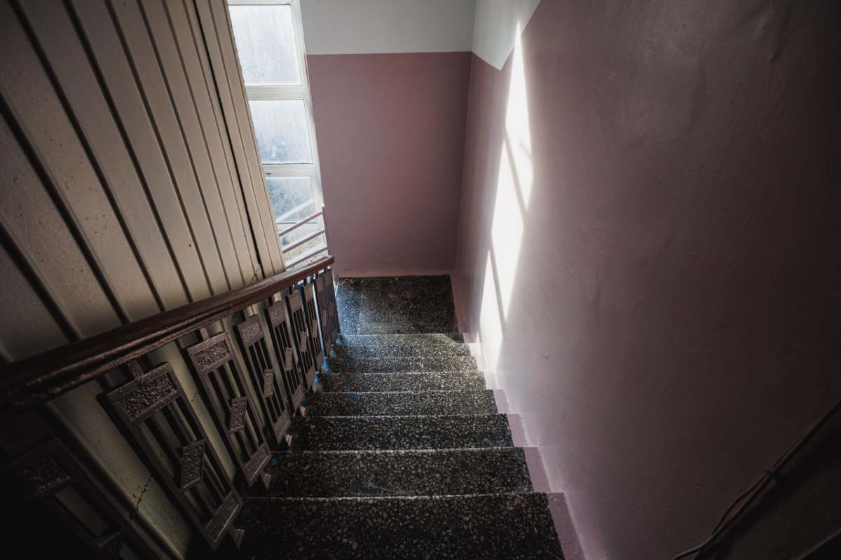 Жительница Сатки на коляске отсудила себе право выходить из дома*