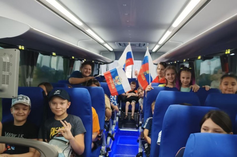 Челябинская область помогла ребятам из Ясиноватой поехать в лагерь