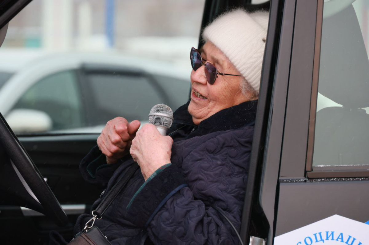 Бабушка-волонтер Байрамбике Хамитова пострадала из-за дрона ВСУ*1