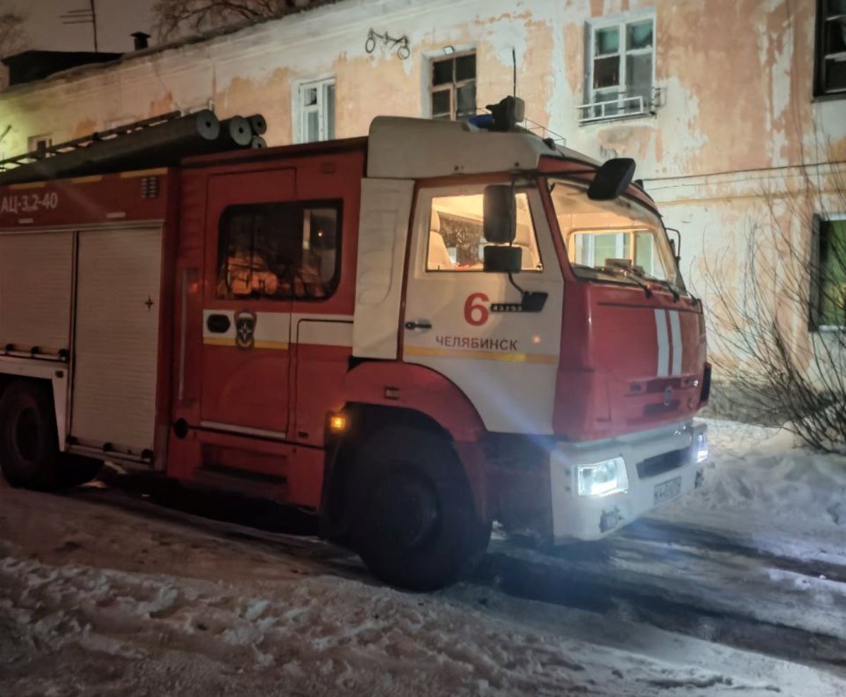 75-летняя женщина попала в больницу из-за пожара в Челябинске*