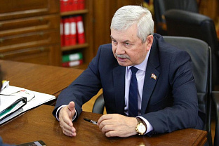 Владимир Мякуш вошел в ТОП-10 спикеров региональных парламентов