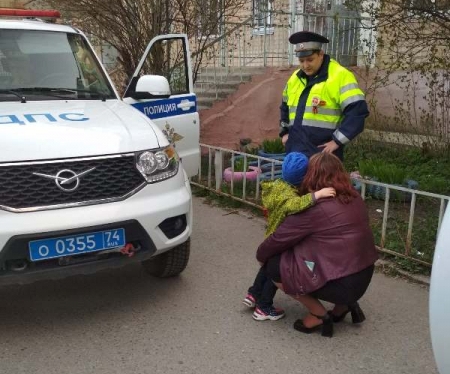 В Златоусте полицейские и дружинник помогли найти пропавшего ребенка