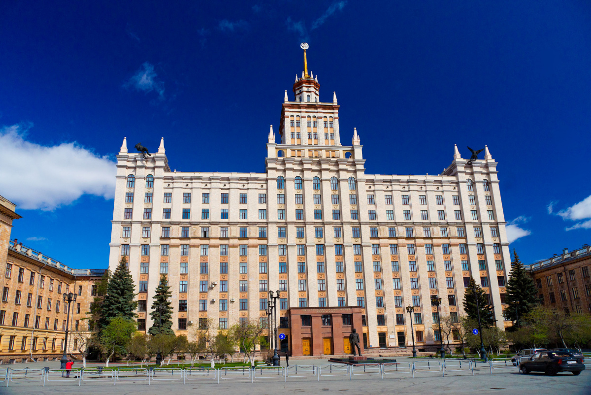ЮУрГУ вошел в список лучших вузов России по версии RAEX*1
