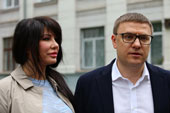 Алексей Текслер проголосовал за поправки вместе с супругой