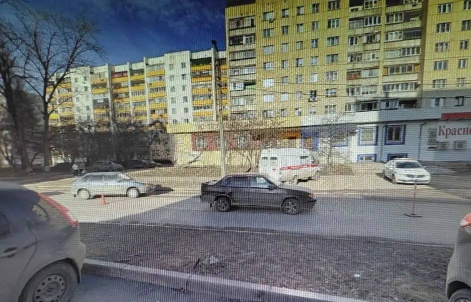 В Челябинске водитель ВАЗа сбил насмерть 84-летнего дедушку*