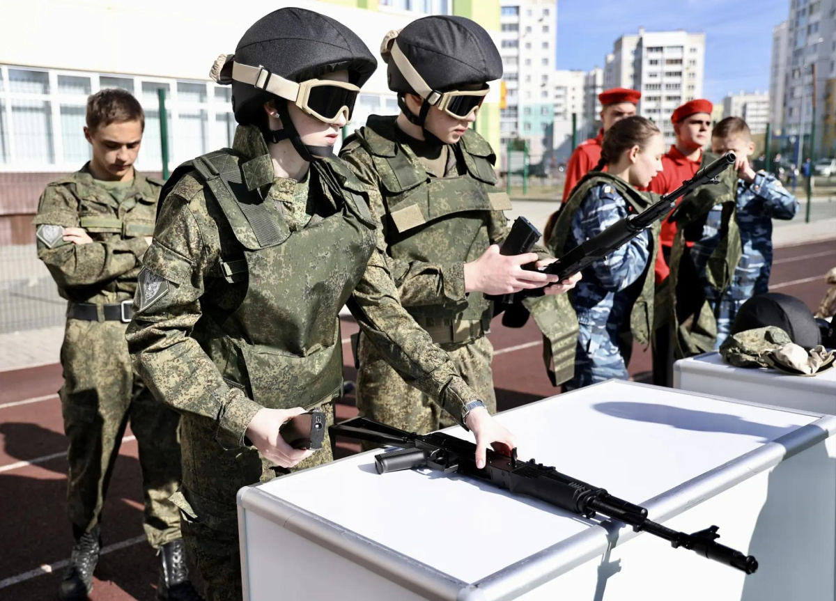 Юные батыры из Челябинской области похвалятся силой, ловкостью и умением разбирать АК-74*1
