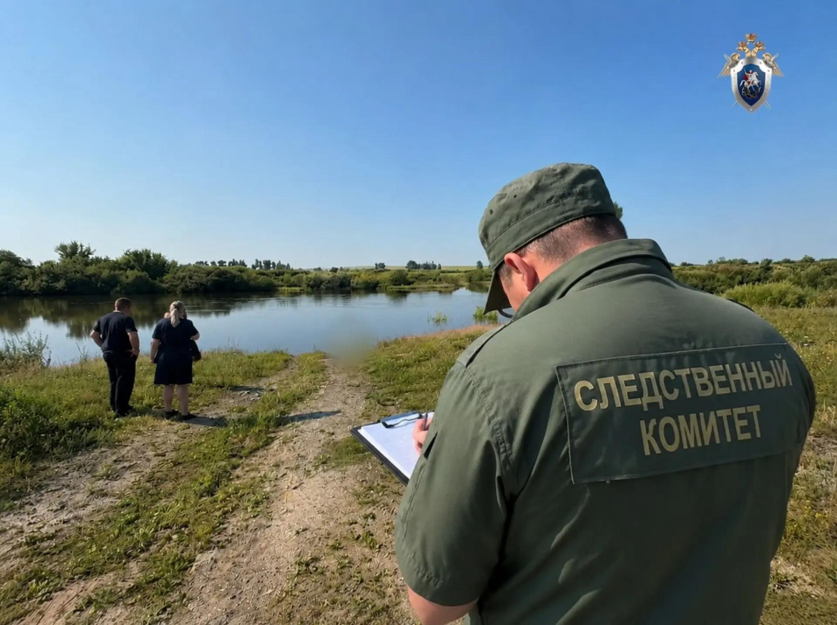 Смертью подростка на реке в Челябинской области заинтересовались следователи*