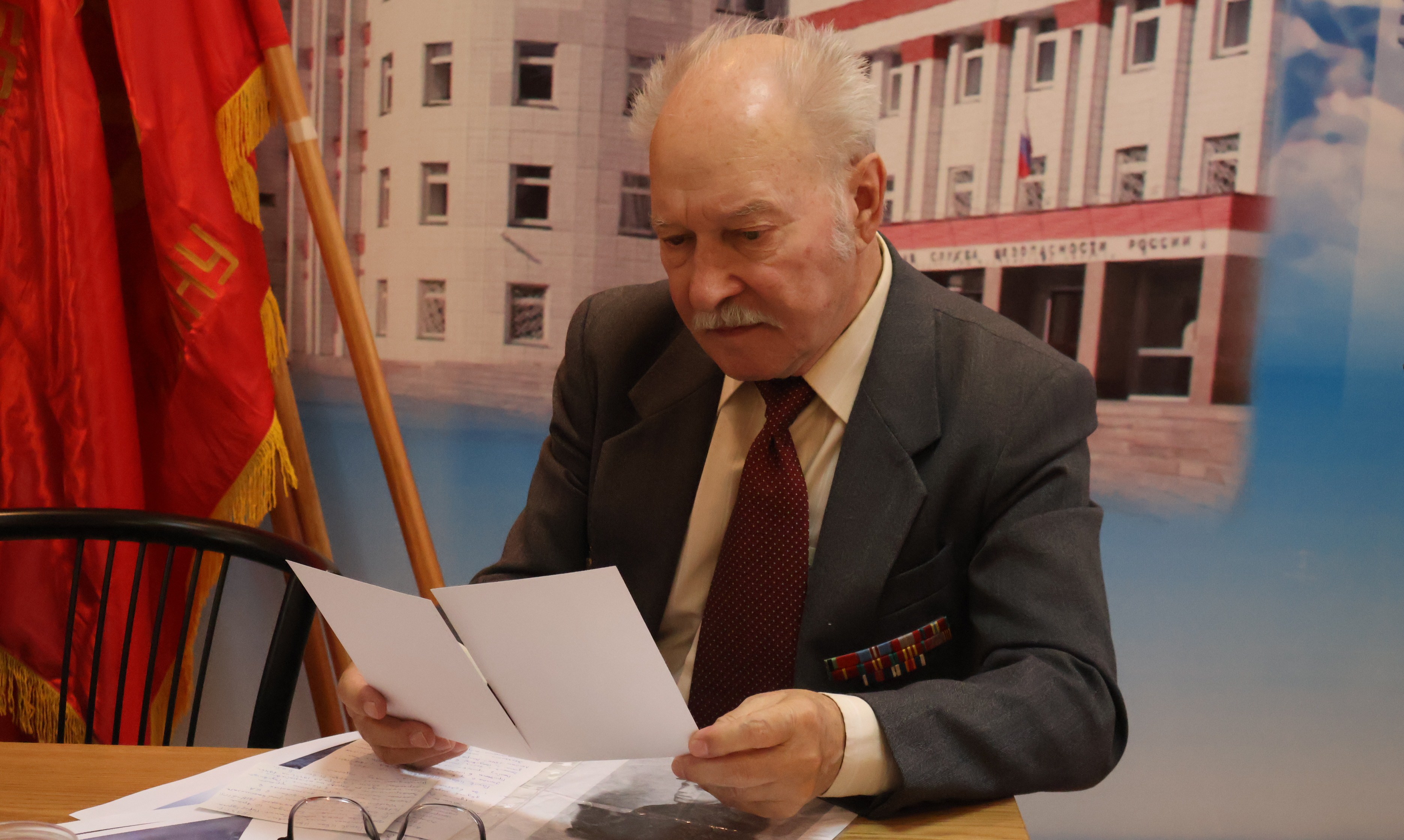 В Челябинске ФСБ почтила память предков, сражавшихся за Победу