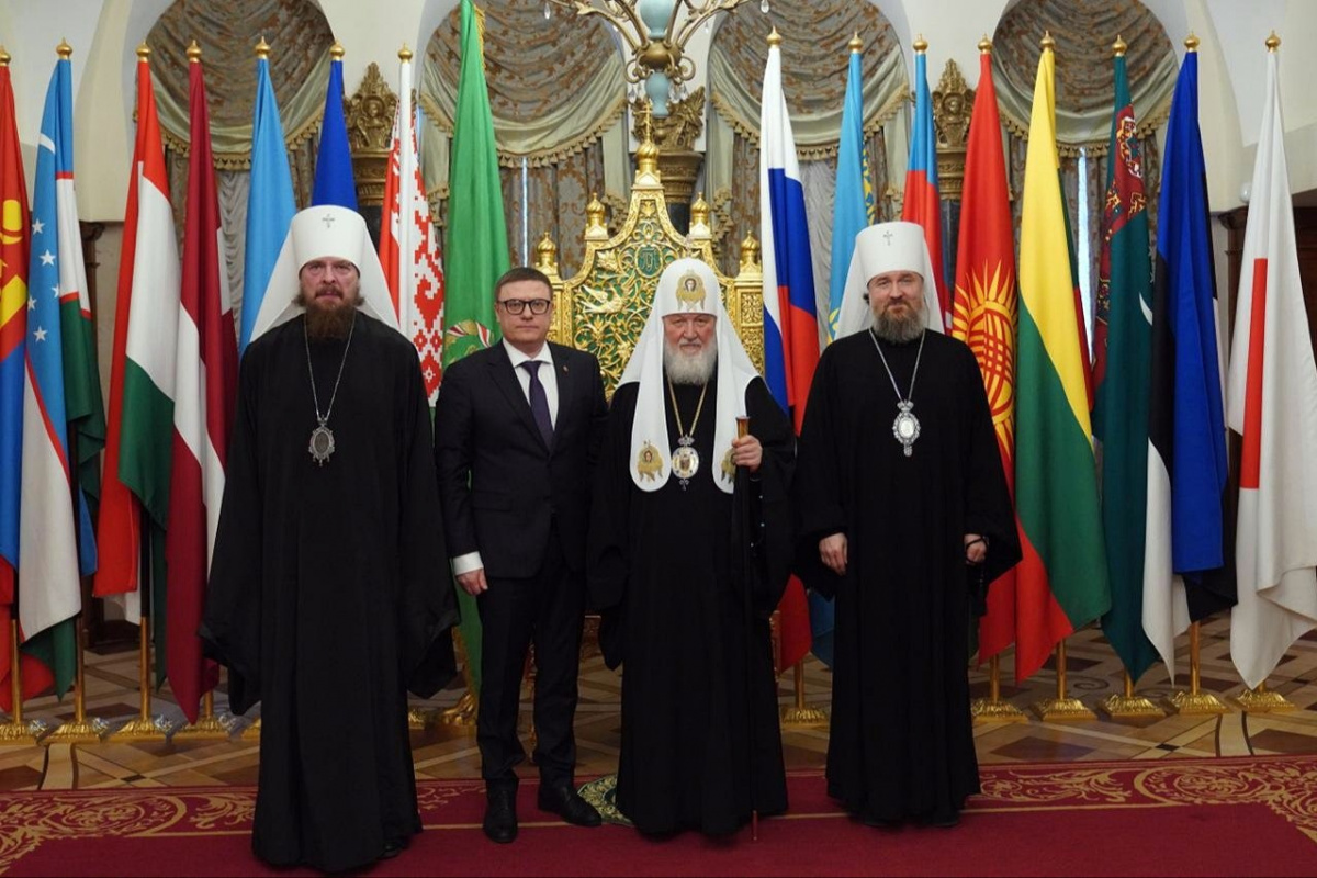 Патриарх Кирилл и губернатор Алексей Текслер обсудили важные проекты*