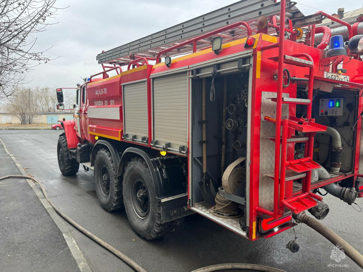 Женщина погибла в задымленном подъезде при пожаре в Коркино*