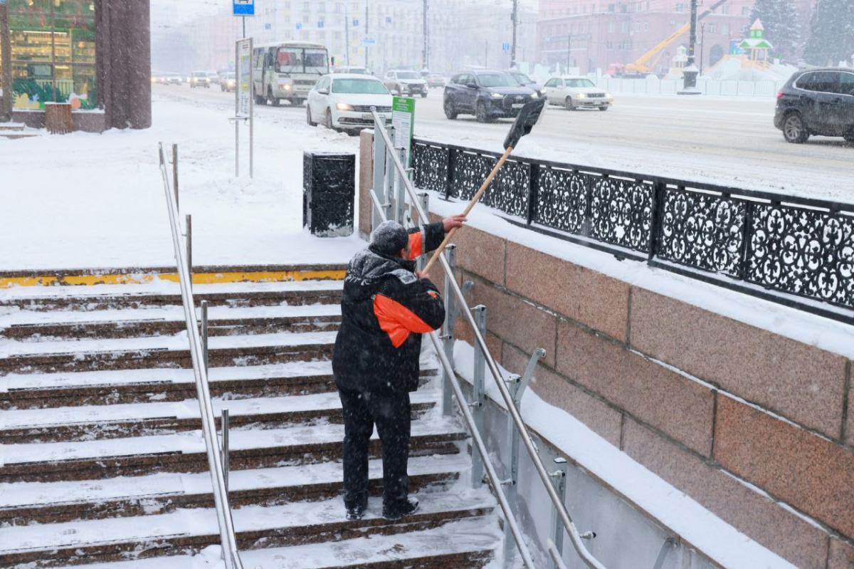 Коммунальщики Челябинска перешли на усиленный режим работы*1